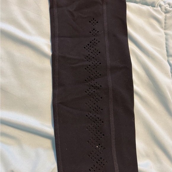 Athleta Black Niyama 7/8 Tight in Powervita with Laser-cut details (NWOT) - Picture 12 of 13